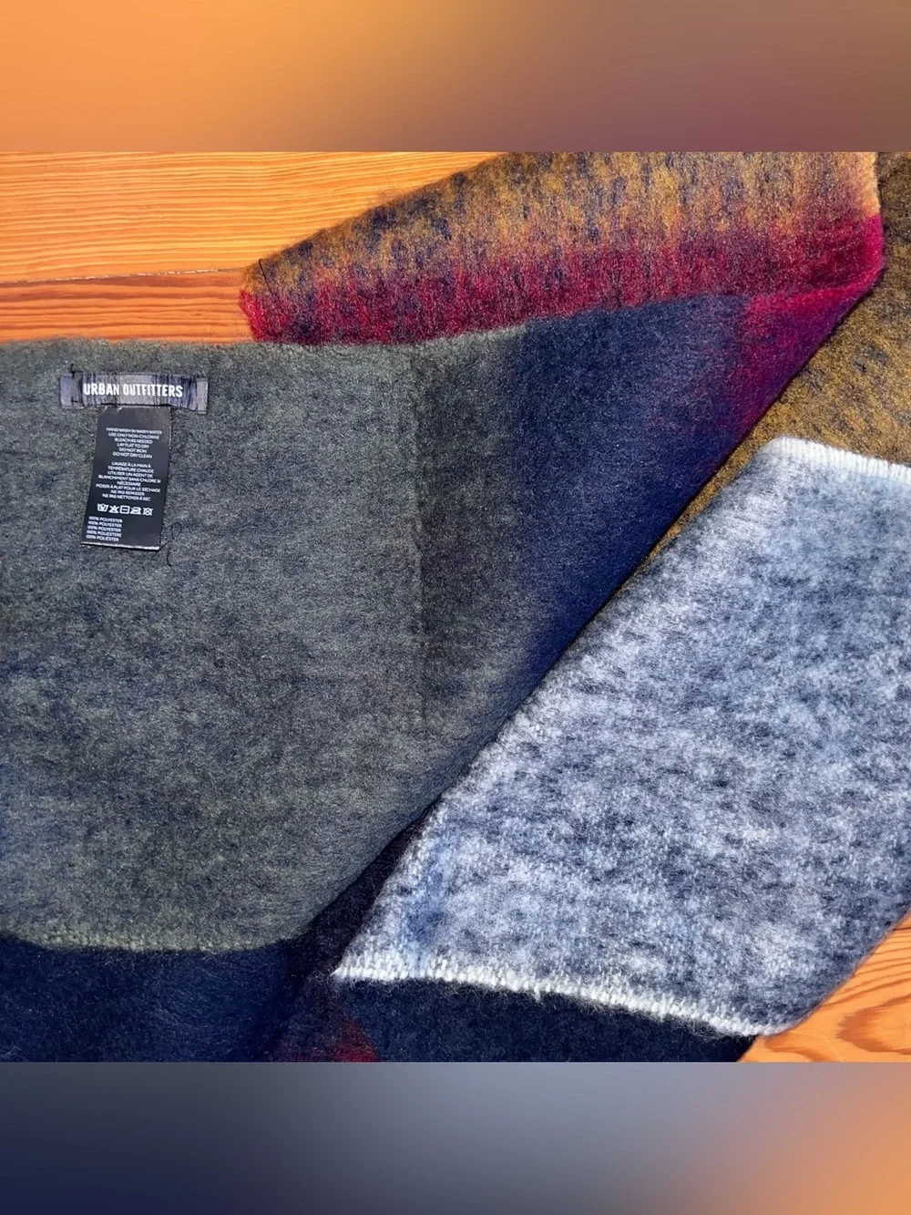 URBAN OUTFITTERS Dip Dye Scarf